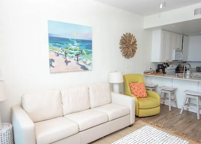Lighthouse 1416 Southern Charm Apartment Gulf Shores